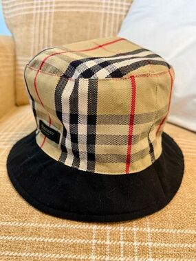 Burberry Beige Black Red Check Bucket Hat